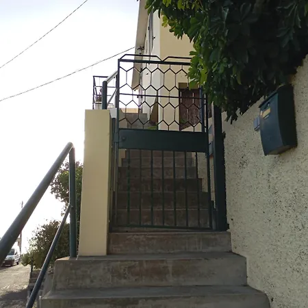 Vakantiehuis Yellow Owl Campanário