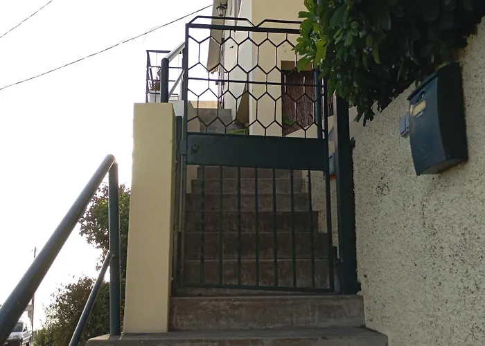 Vakantiehuis Yellow Owl Campanário