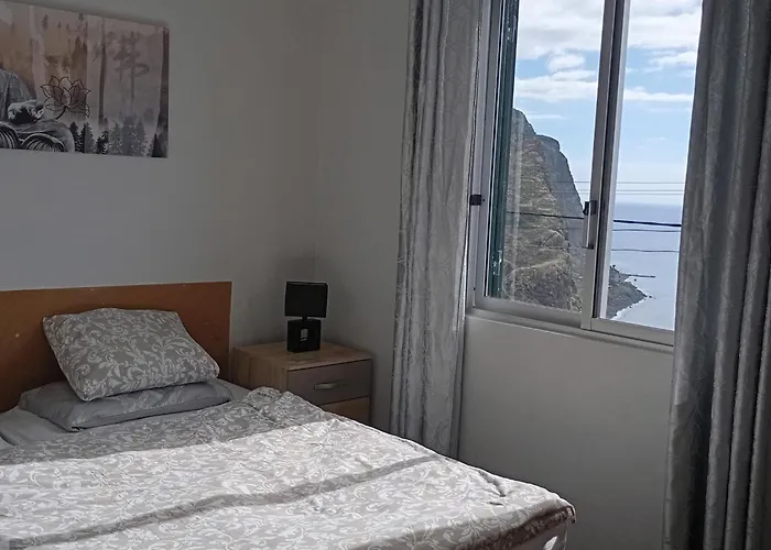 Yellow Owl * Campanário